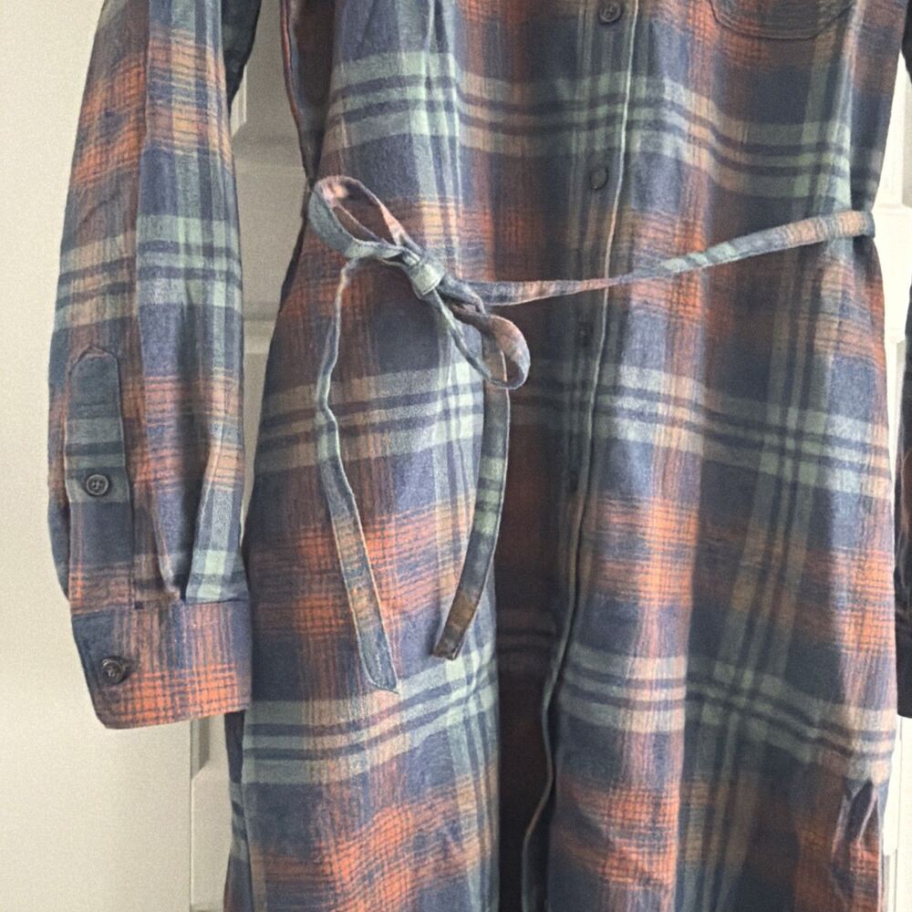 Toad&CO Re-Form Flannel Shirtdress Navy Blue Plaid Button Front Sz Med Casual - Picture 6 of 10